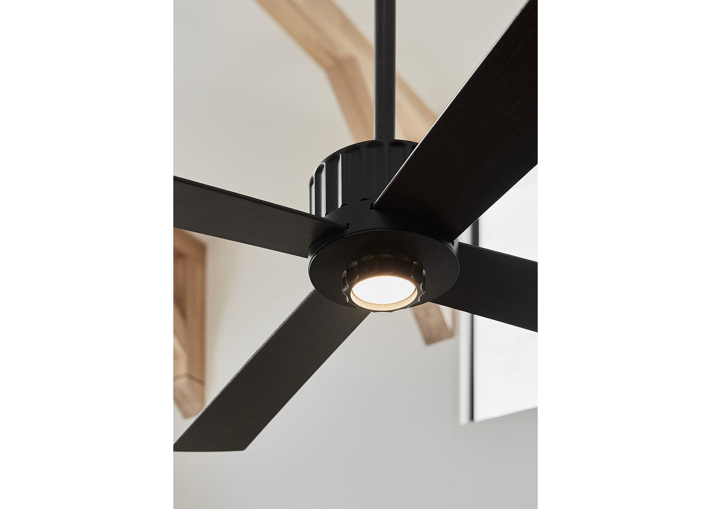 Deckenventilator Newport, 137 cm ∅, 6 Geschwindigkeiten, inkl. LED-Leuchtmittel & Fernbedienung