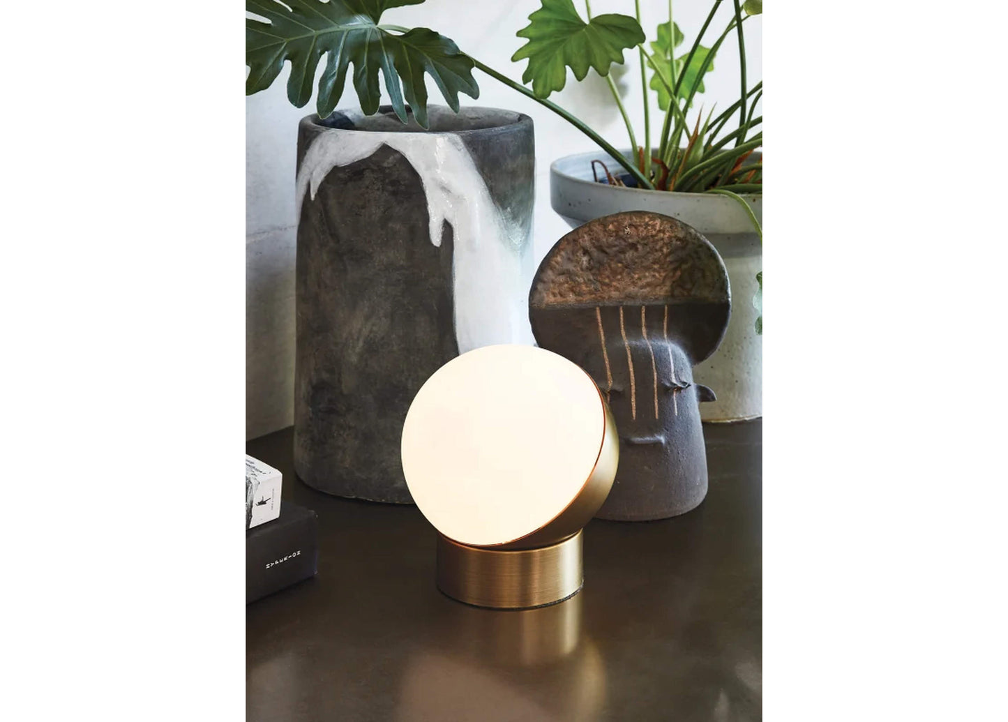 Table lamp Mikoh, round lampshade, E14 socket