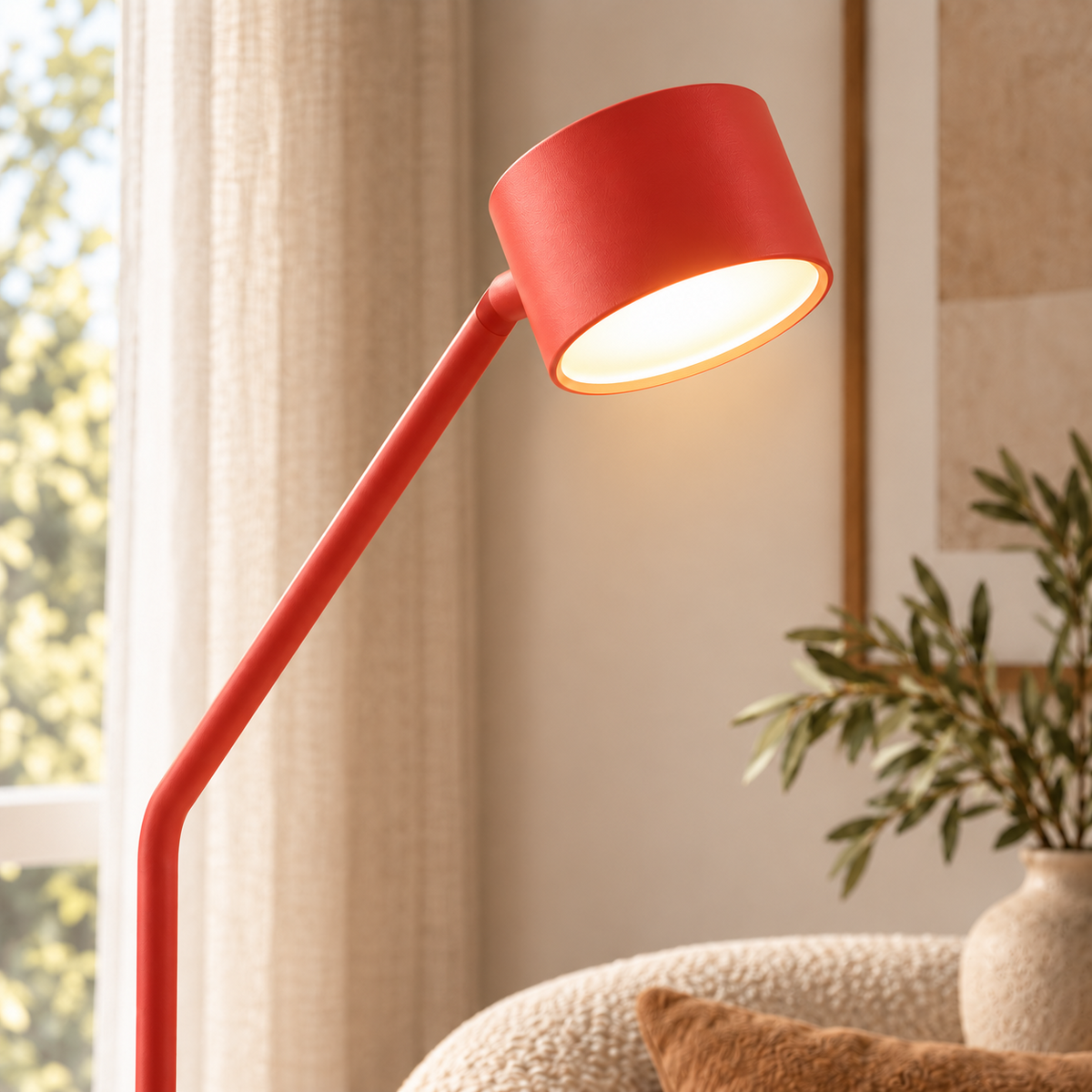 Lucci Vince Stehlampe Rot Close-up